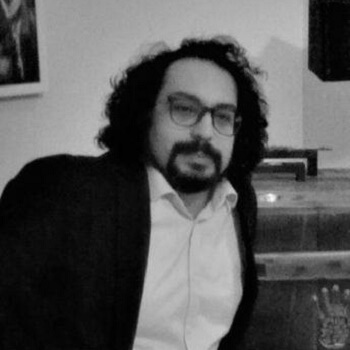 نیما یگانه
